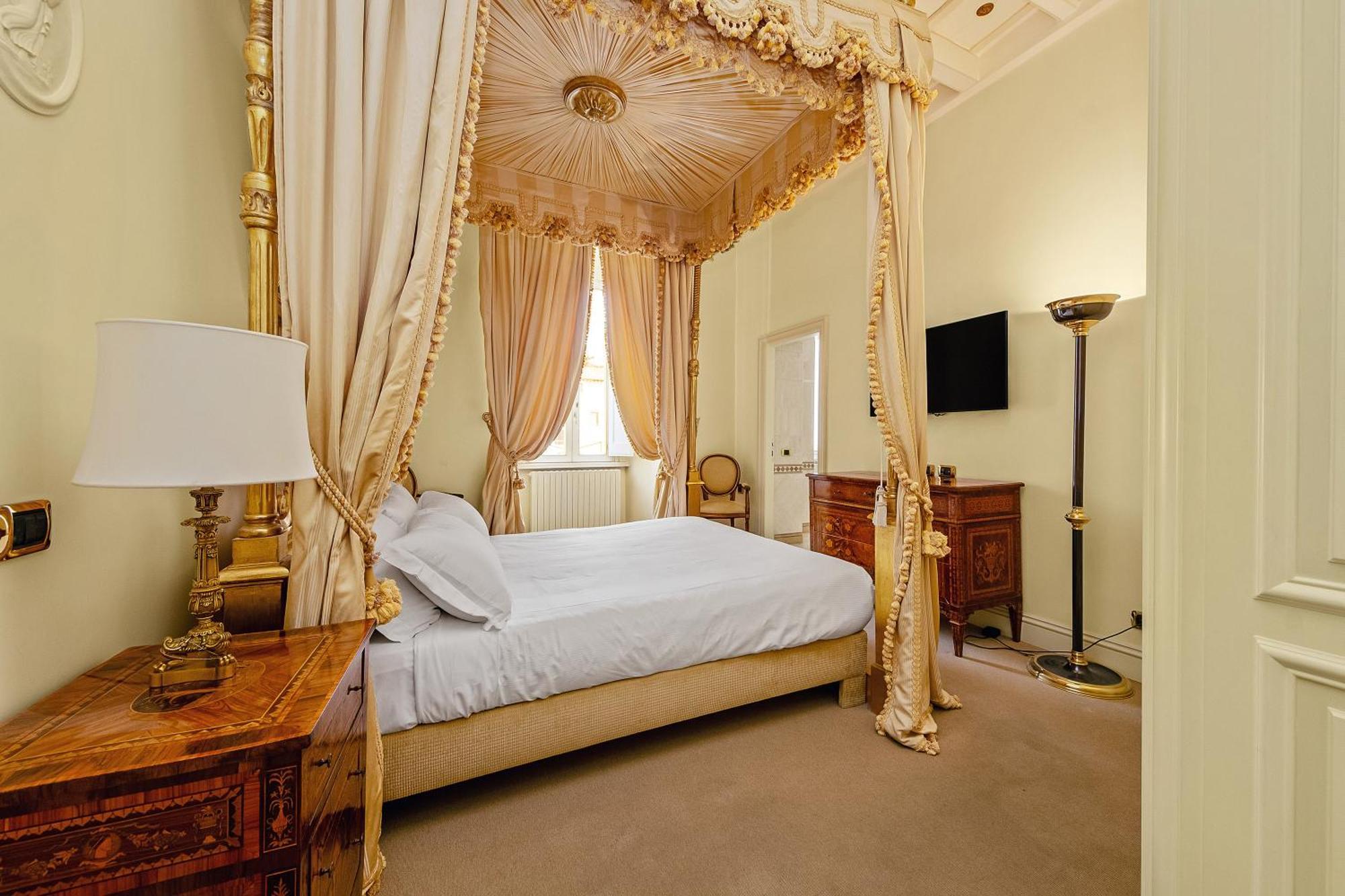 Ych-Magnifica Residenza A Campo De Fiori Appartement Rome Buitenkant foto
