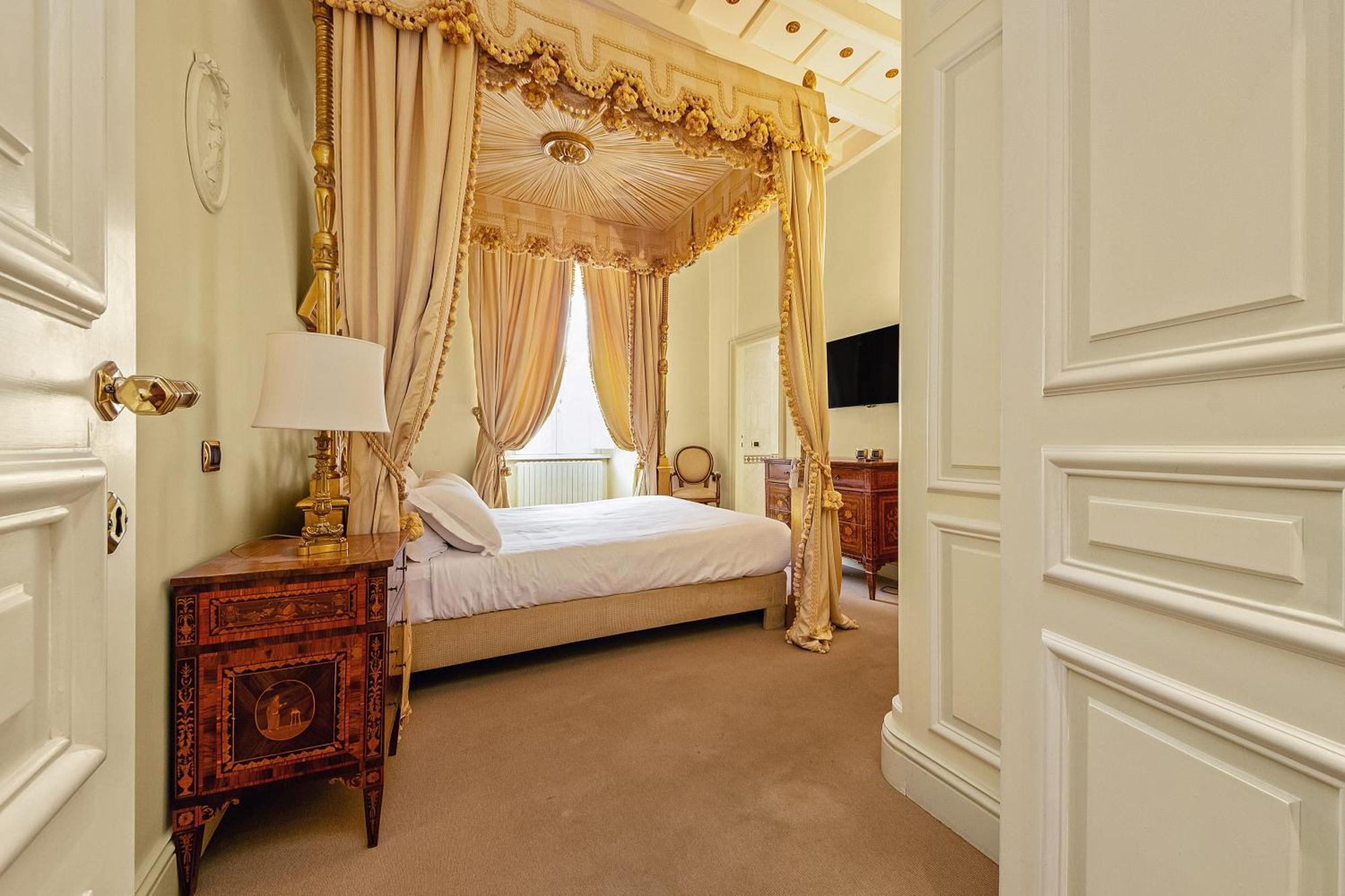 Ych-Magnifica Residenza A Campo De Fiori Appartement Rome Buitenkant foto